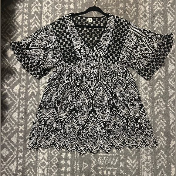 Anthropologie Akemi + Kin Brooke Embroidered Eyelet Swing Dress size 4 (N118) - Picture 7 of 9